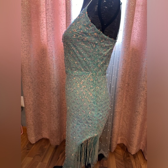 Sequin Midi Dress - Picture 4 of 8